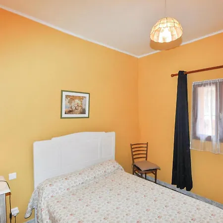 2 Bedroom Gorgeous In